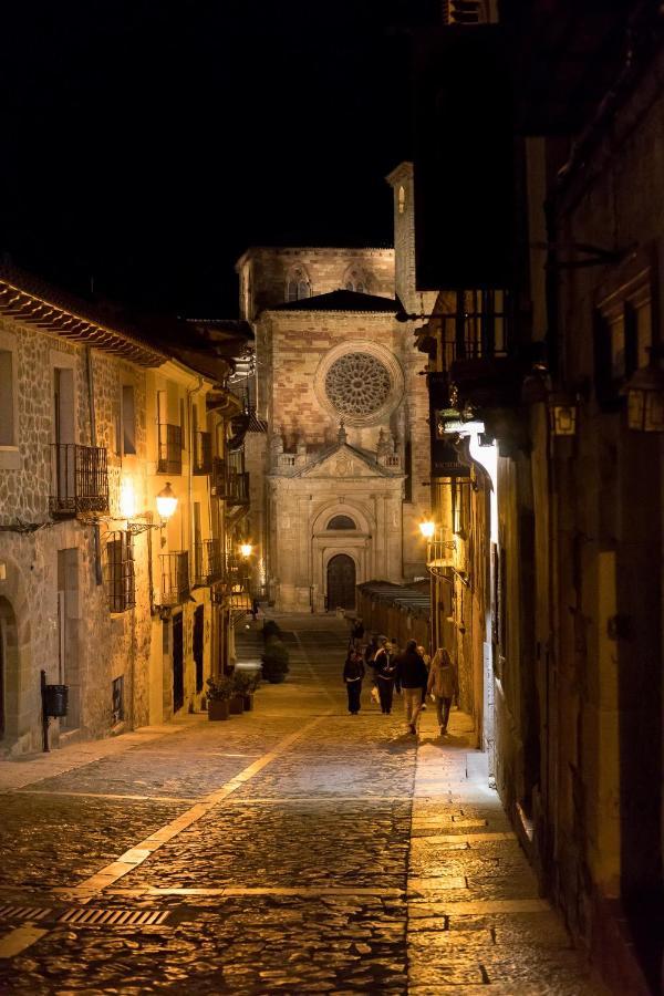 Infinitvm Hotel Siguenza Exterior foto